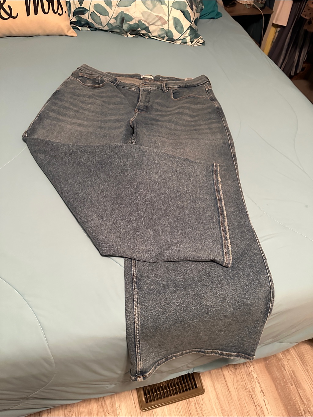 Good American Dark Wash Wide Leg Jeans